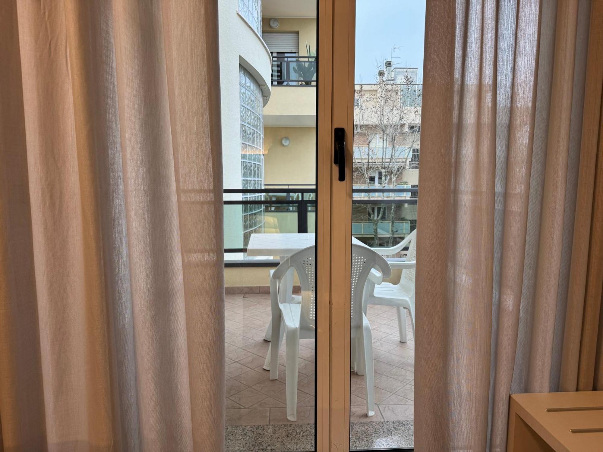 Residence Le Spiagge Rimini Bagian luar foto