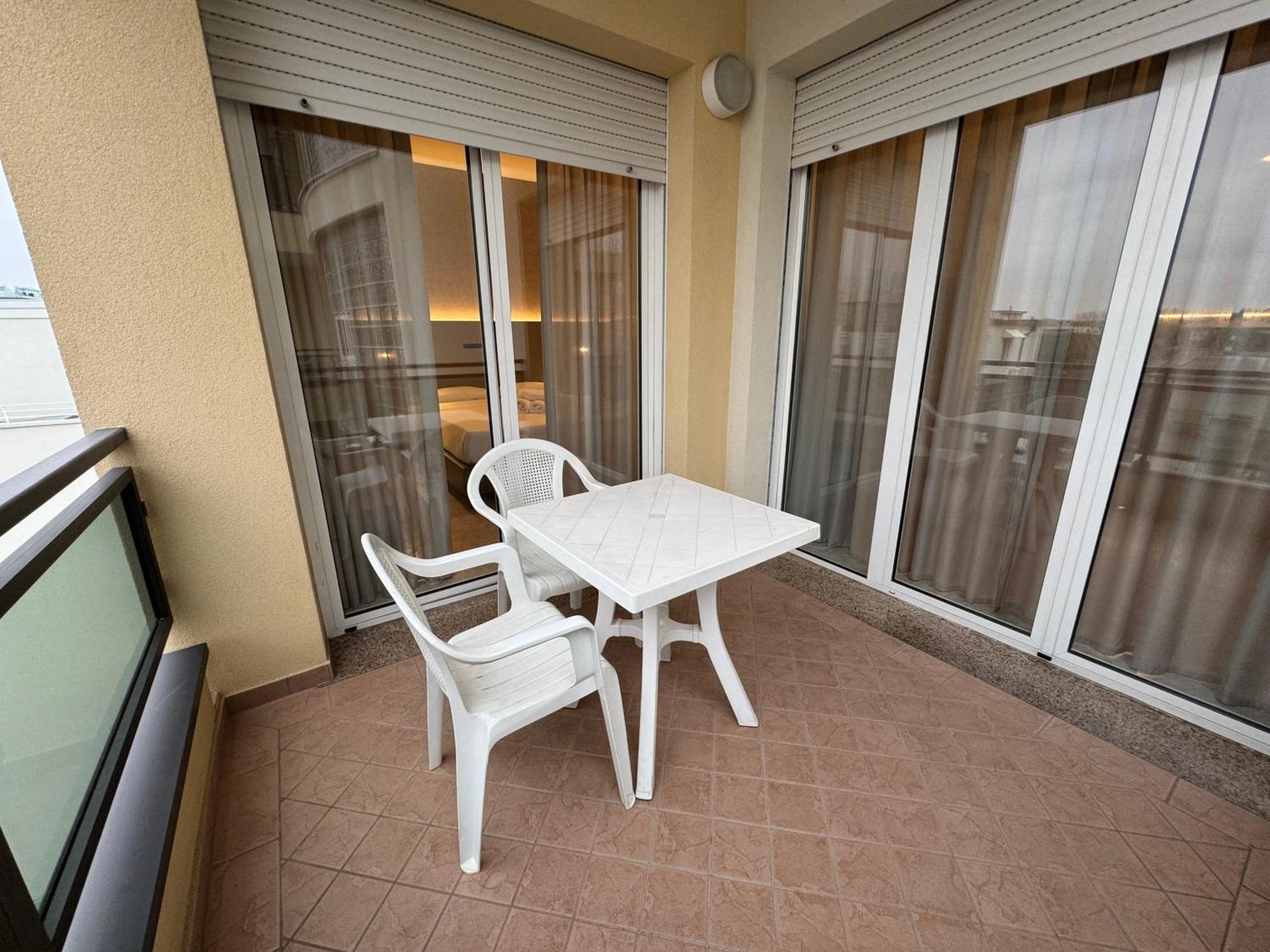 Residence Le Spiagge Rimini Bagian luar foto