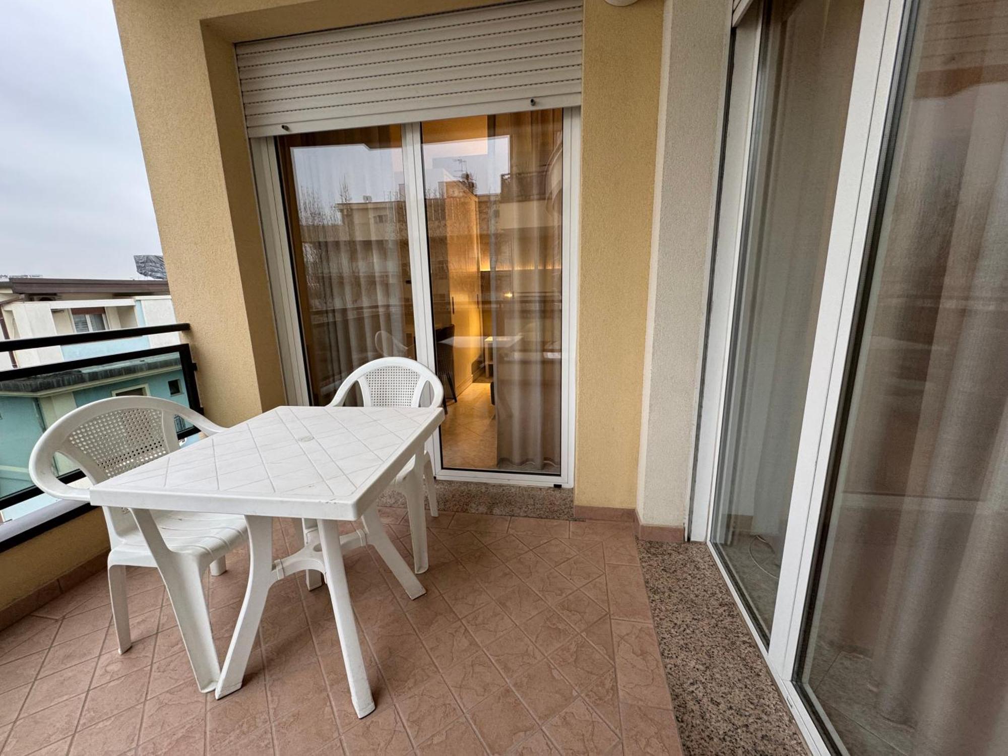Residence Le Spiagge Rimini Bagian luar foto