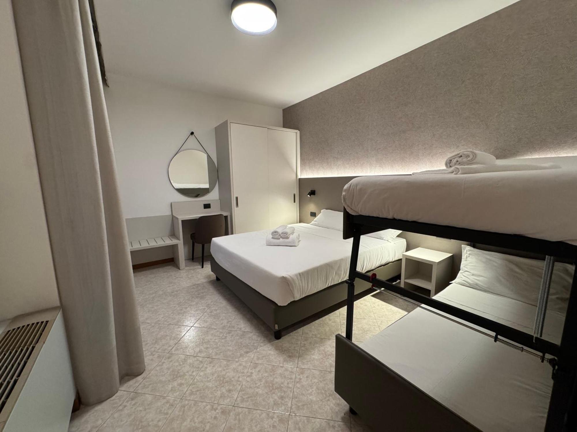 Residence Le Spiagge Rimini Bagian luar foto