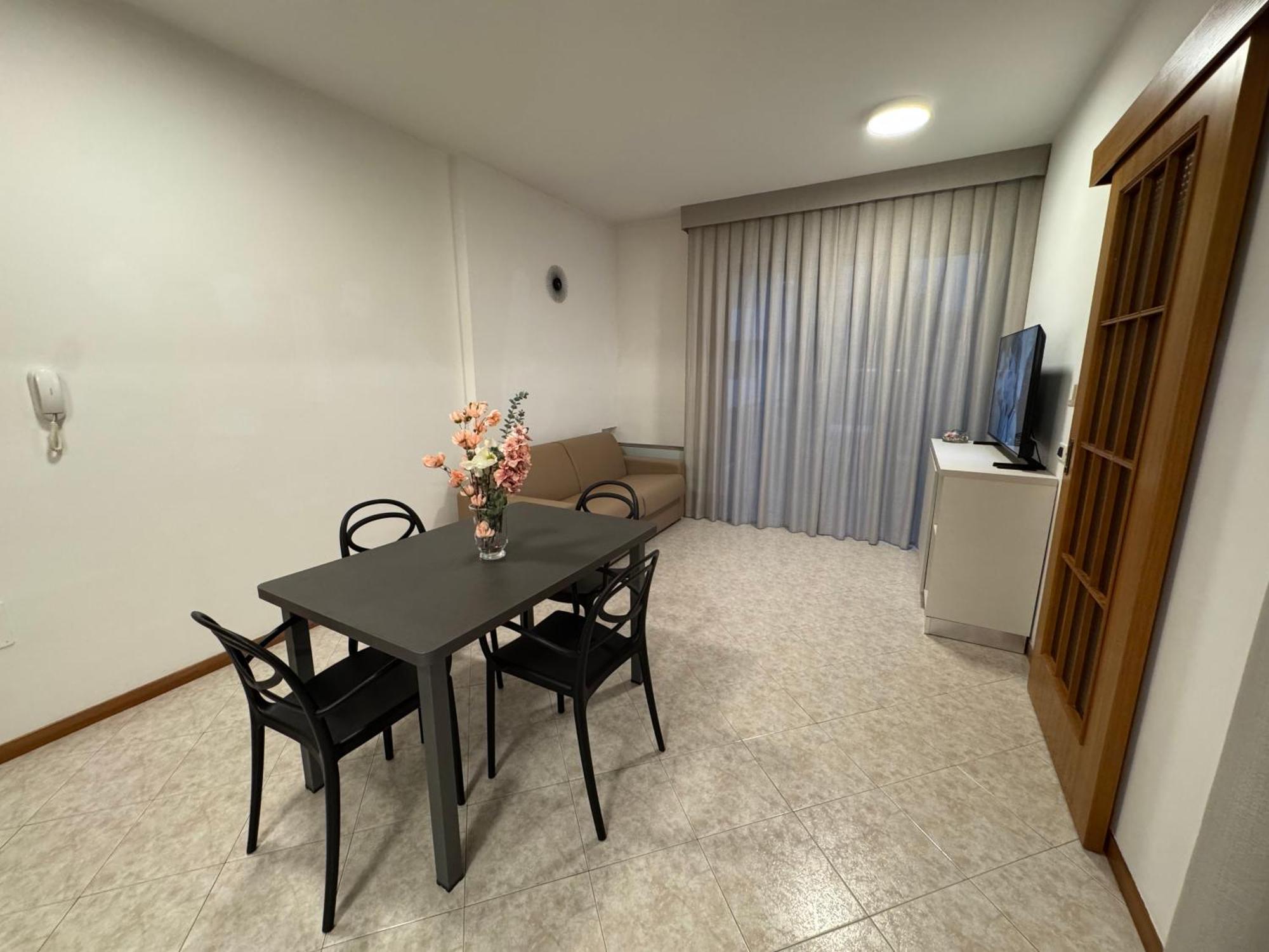 Residence Le Spiagge Rimini Bagian luar foto
